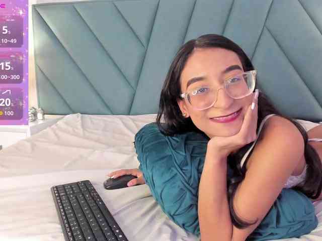 AfroditaEvans webcam