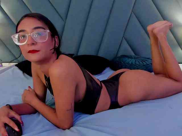 AfroditaEvans webcam