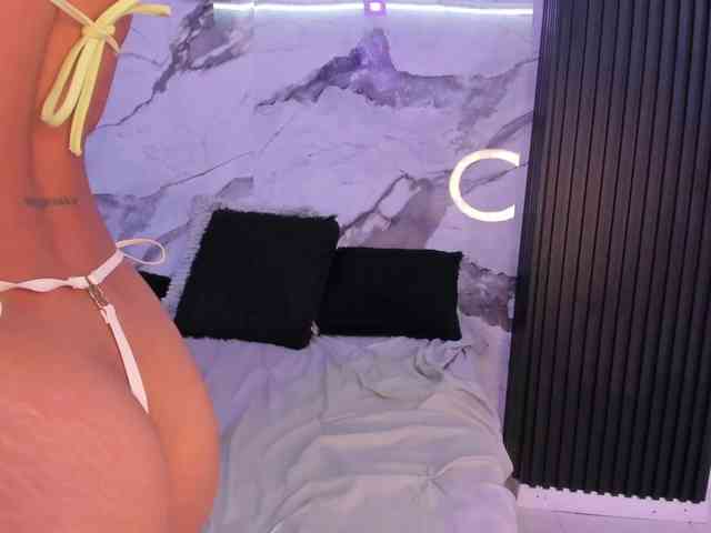 AfroditaEvans webcam