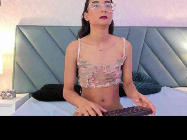 AfroditaEvans webcam