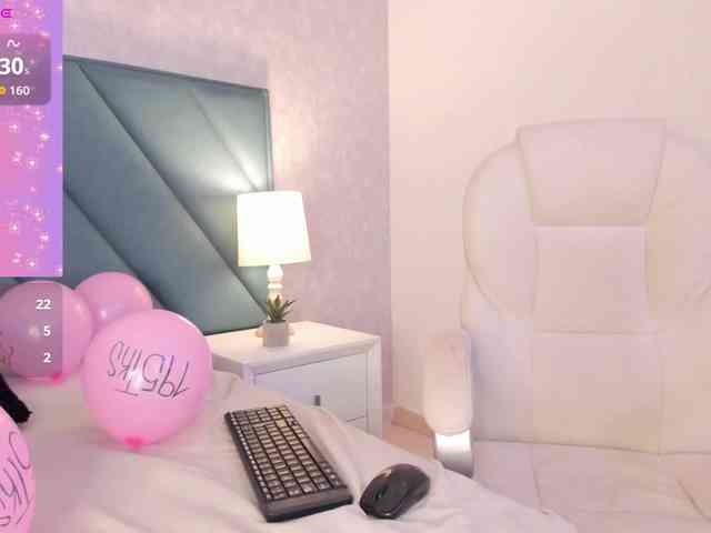 AfroditaEvans webcam
