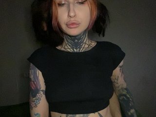 shnesyne Porn Show