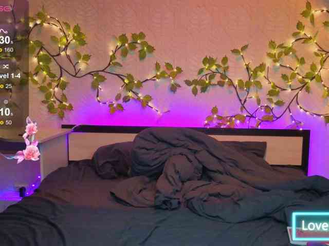 shnesyne Live Webcam on BongaCams