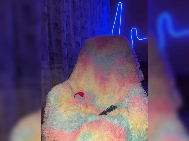 MiaSugar's BongaCams show and profile