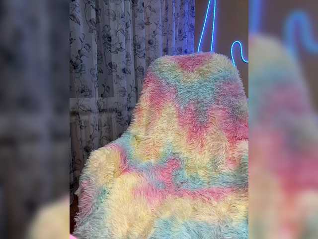 MiaSugar's BongaCams show and profile