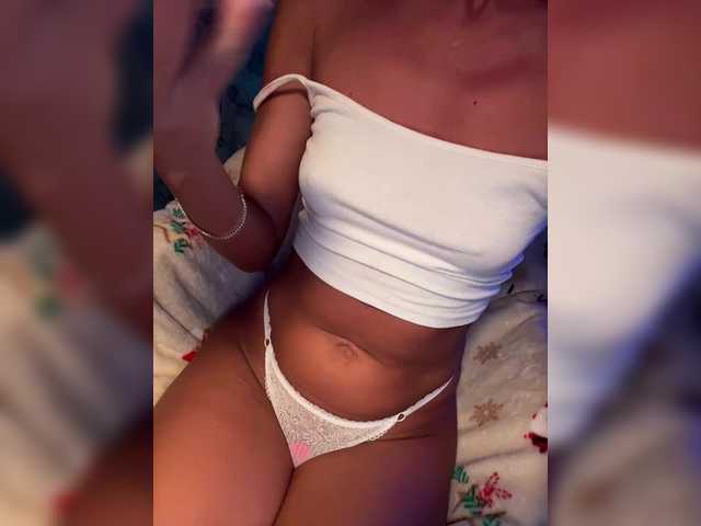 MiaSugar's BongaCams show and profile