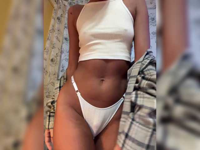 MiaSugar's BongaCams show and profile