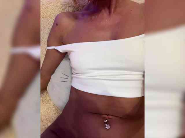 Daria_Desire webcam