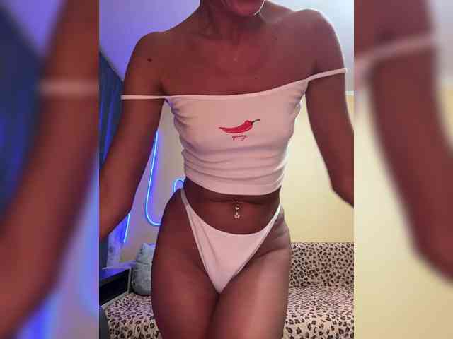 Daria_Desire webcam
