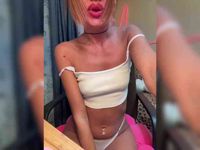 Daria_Desire webcam