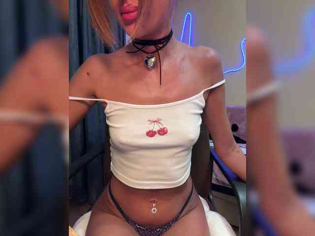 Daria_Desire webcam