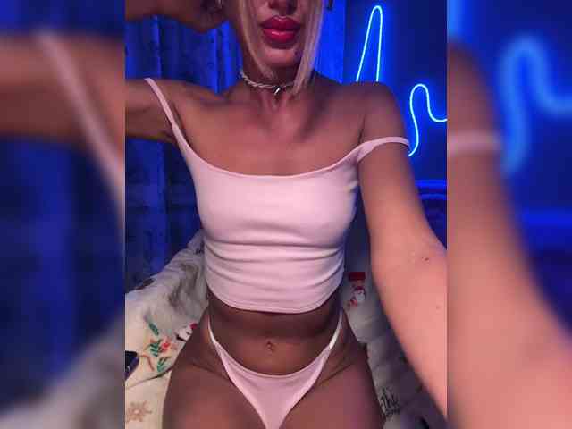 Daria_Desire webcam