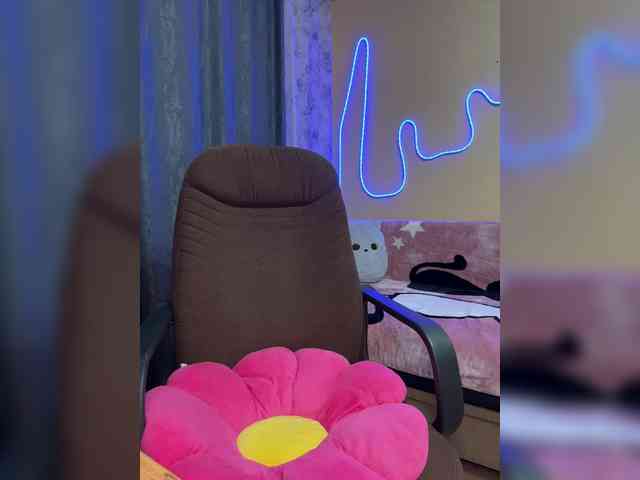 Daria_Desire webcam