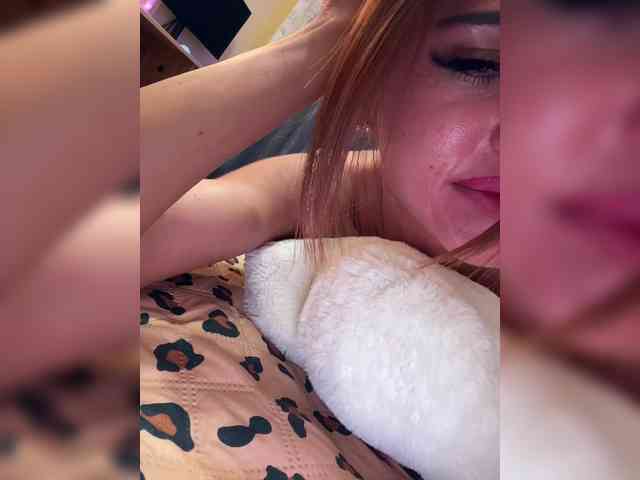 Daria_Desire webcam