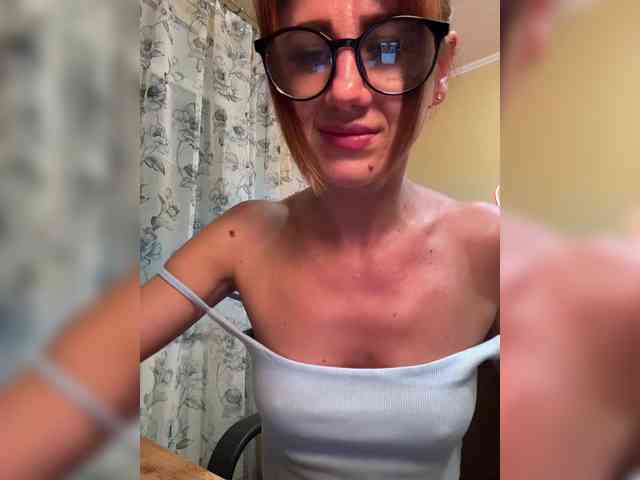 MiaSugar webcam