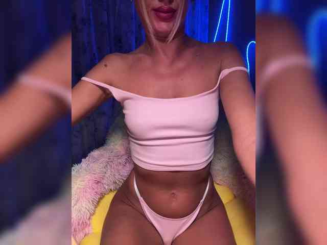 Daria_Desire webcam