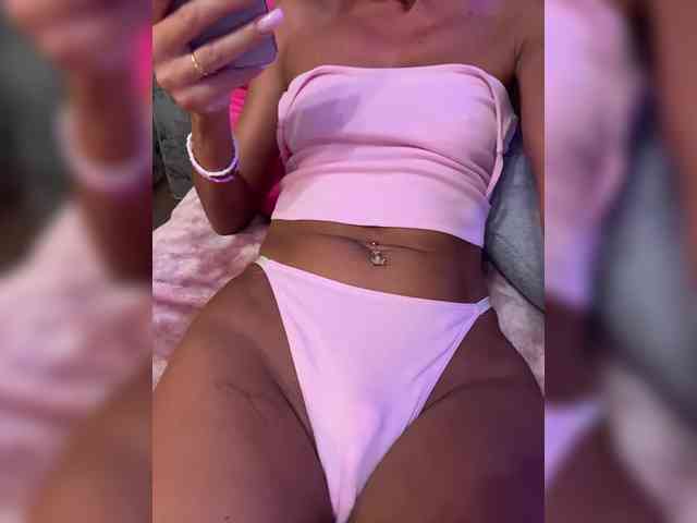 Daria_Desire webcam