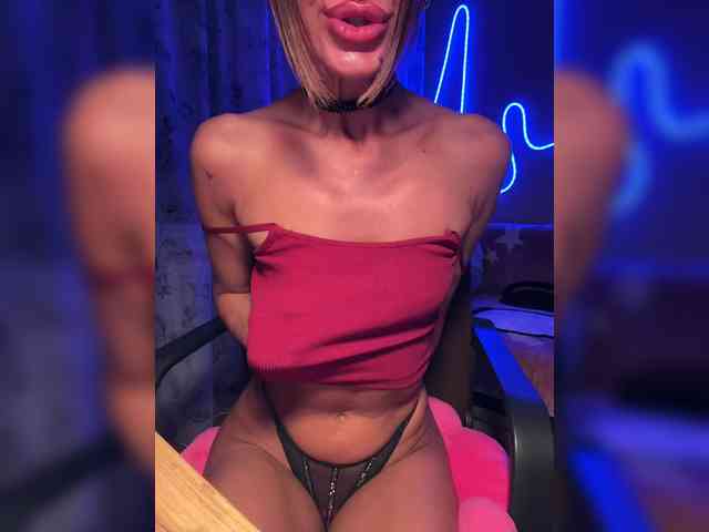Daria_Desire webcam