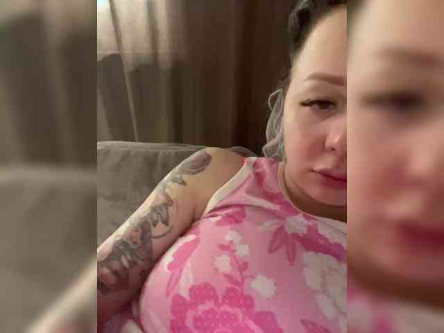 Umochka52 webcam