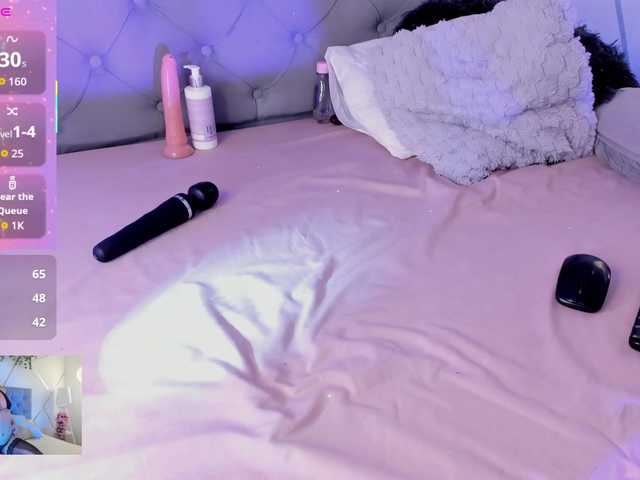 EMMAAA-STOONEE's BongaCams show and profile