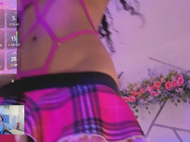 EMMAAA-STOONEE's BongaCams show and profile