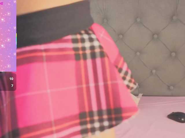 EMMAAA-STOONEE's BongaCams show and profile