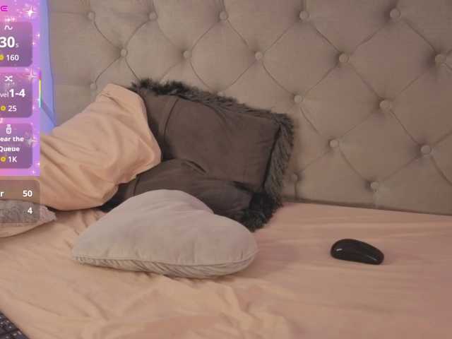 EMMAAA-STOONEE's BongaCams show and profile