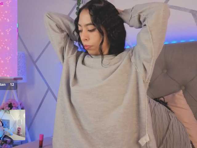 EMMAAA-STOONEE's BongaCams show and profile