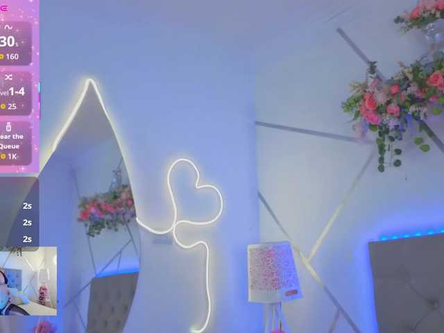 EMMAAA-STOONEE's BongaCams show and profile