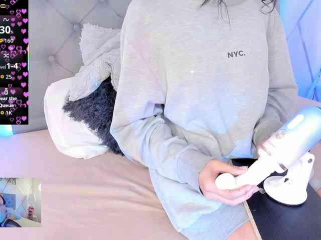 EMMAAA-STOONEE webcam