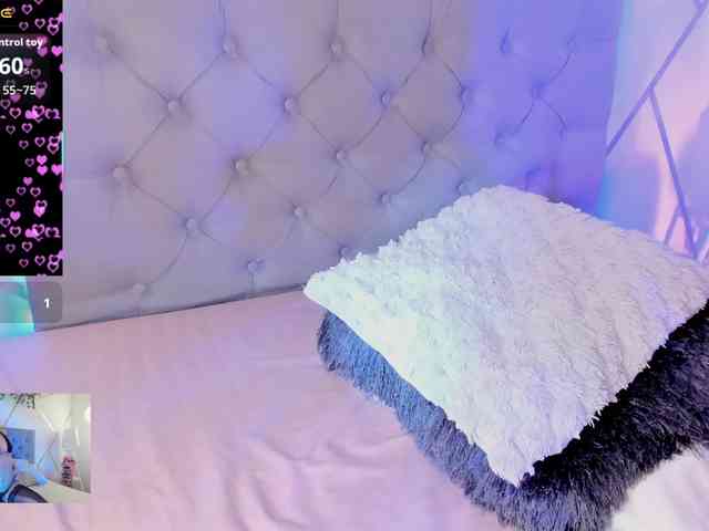 EMMAAA-STOONEE webcam