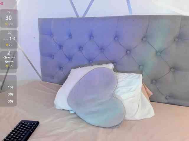 EMMAAA-STOONEE webcam