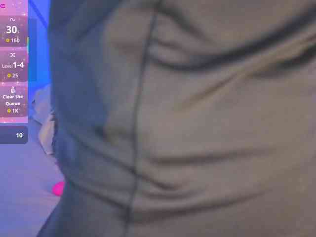 EMMAAA-STOONEE Live Webcam on BongaCams