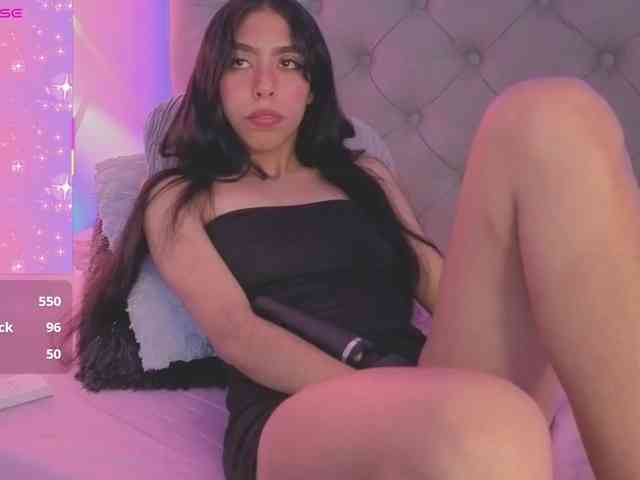 EMMAAA-STOONEE webcam