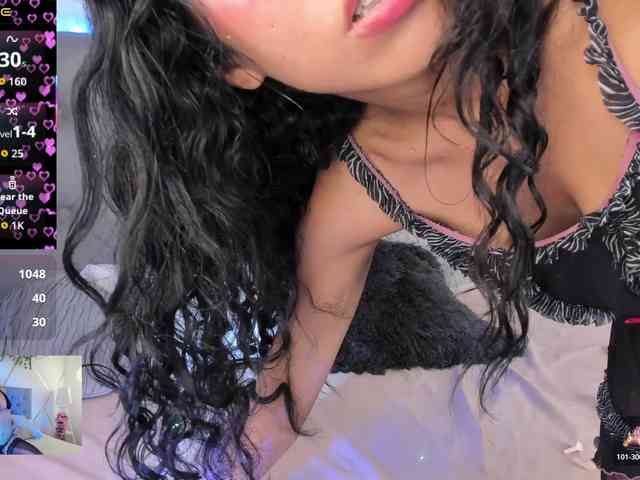 EMMAAA-STOONEE webcam