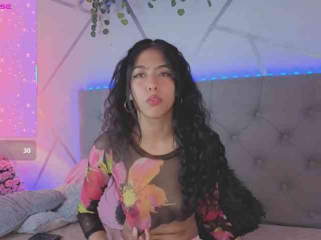 EMMAAA-STOONEE webcam