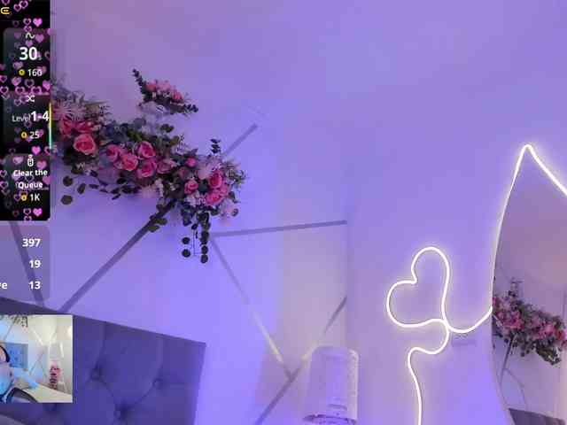 EMMAAA-STOONEE webcam