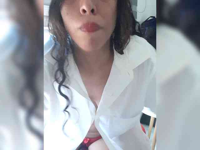 EMMAAA-STOONEE EMMAAA-STOONEE