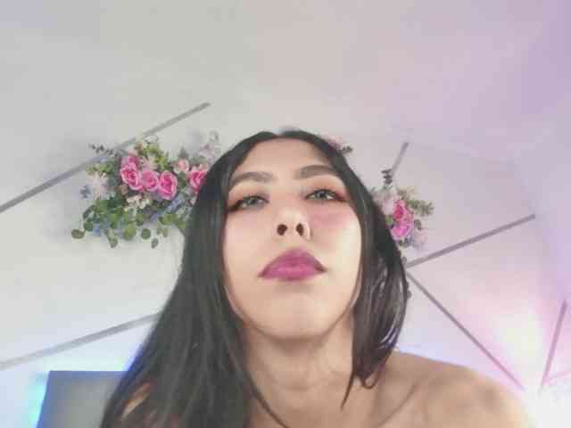 EMMAAA-STOONEE webcam