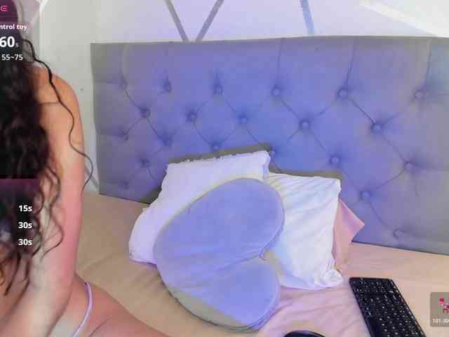 EMMAAA-STOONEE webcam