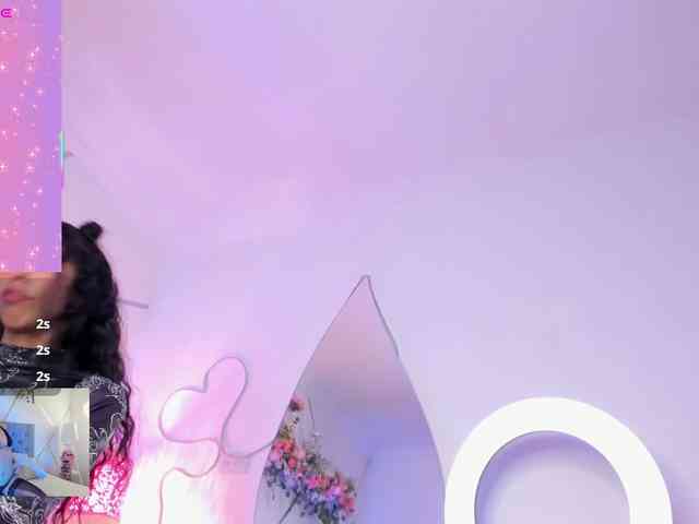 EMMAAA-STOONEE webcam