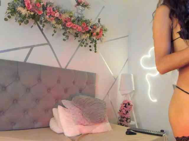 EMMAAA-STOONEE webcam