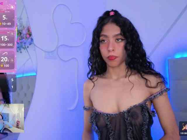 EMMAAA-STOONEE webcam