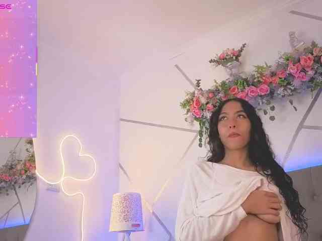 EMMAAA-STOONEE webcam