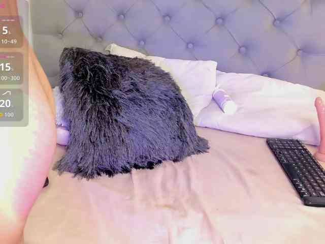 EMMAAA-STOONEE webcam