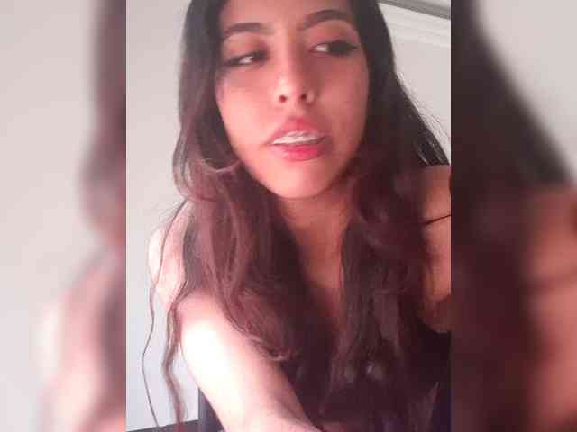EMMAAA-STOONEE webcam