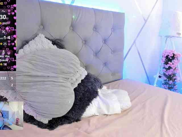 EMMAAA-STOONEE webcam