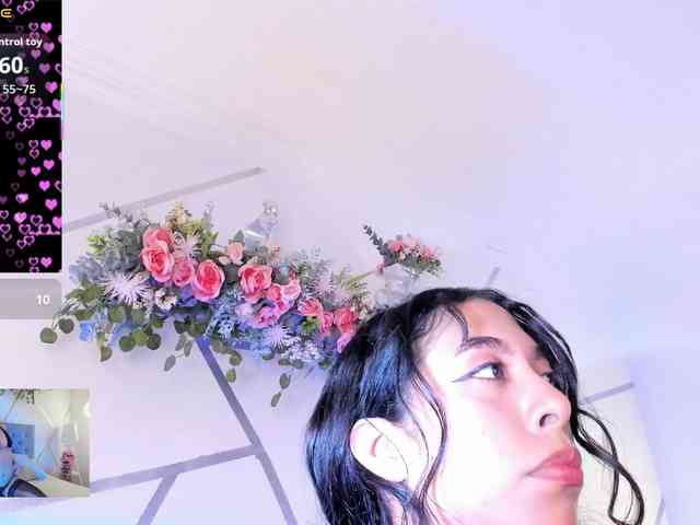 EMMAAA-STOONEE webcam