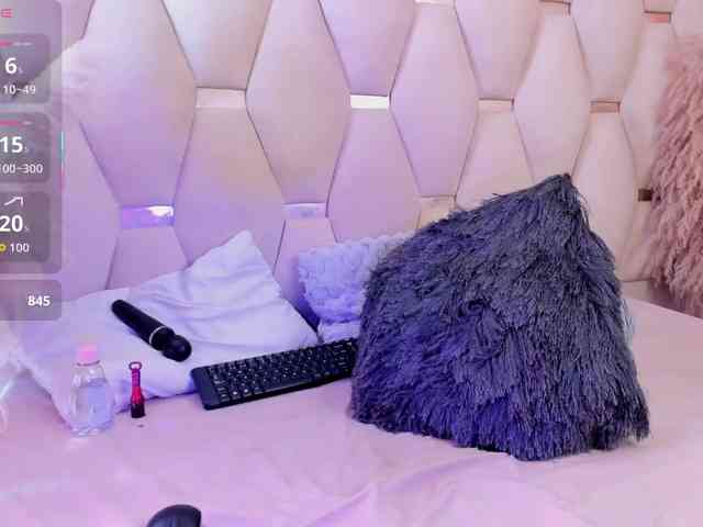 EMMAAA-STOONEE webcam