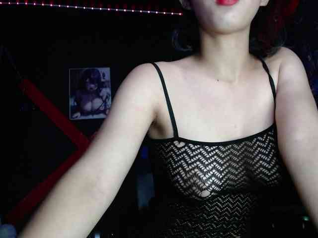 Darkd0ll webcam